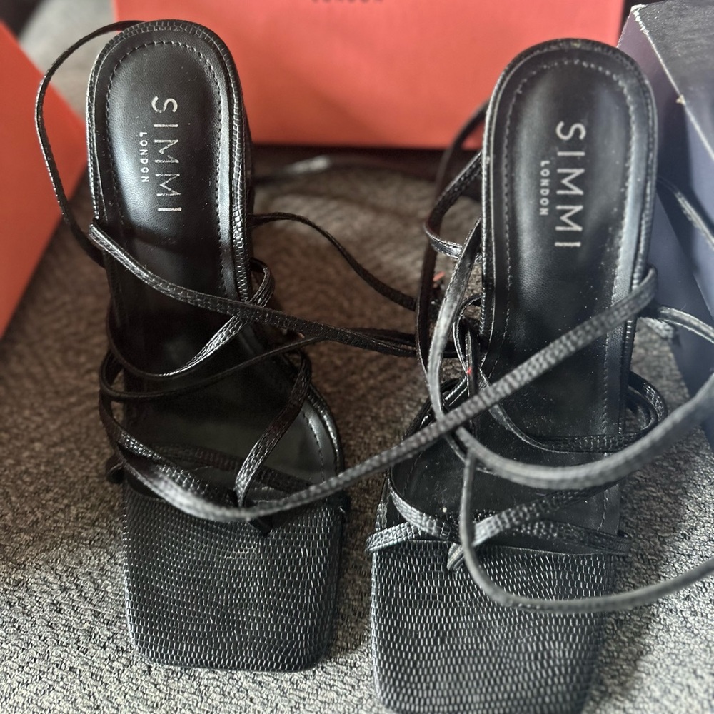 Simmi London Black Strappy Heels